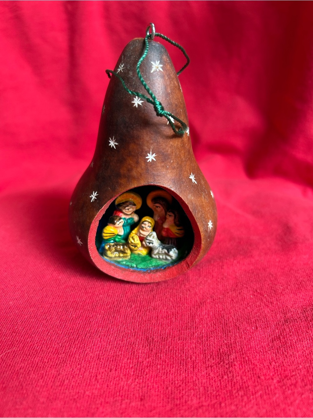 Hand-Painted Brown Gourd Nativity Ornament - Rustic Home Accent